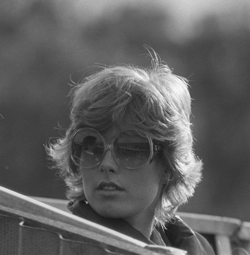 Anna Wallace attending a polo match in Windsor, January 1980 | Source: Getty Images