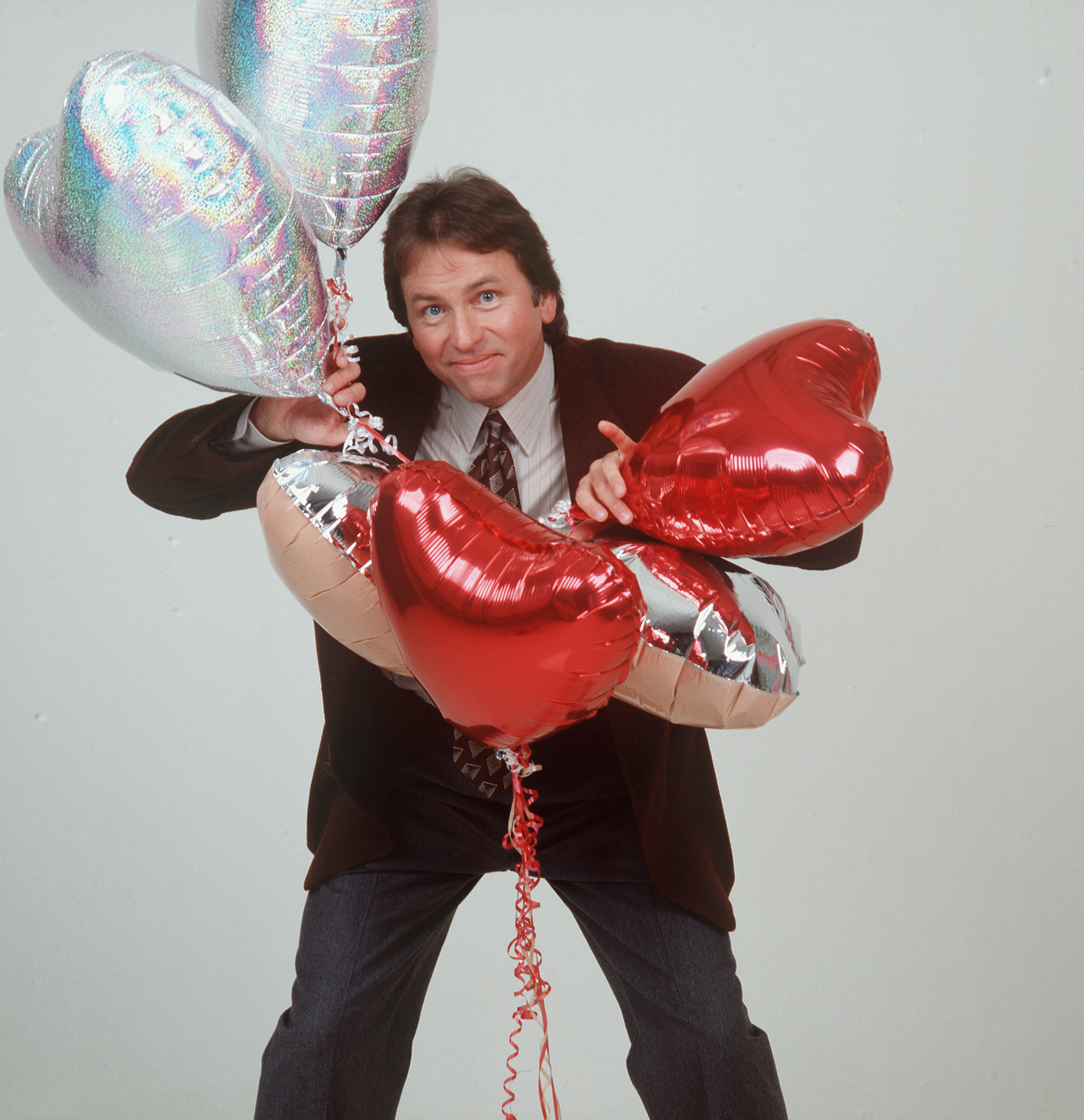 By the early 1990s, John had moved through sitcom stardom, film comedy, drama, and television work without losing the approachable quality audiences associated with him. His screen résumé would eventually grow to more than 100 film and television appearances combined. | Source: Getty Images