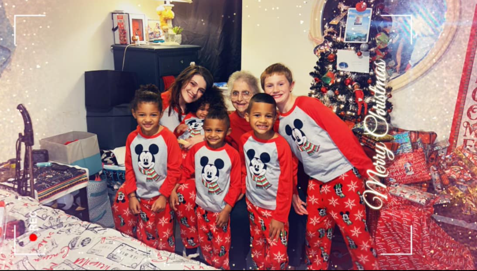 Jessica Jenkins with Legend and her other children on Christmas day, dated December 25, 2023 | Source: Facebook/ Jessica Ivey