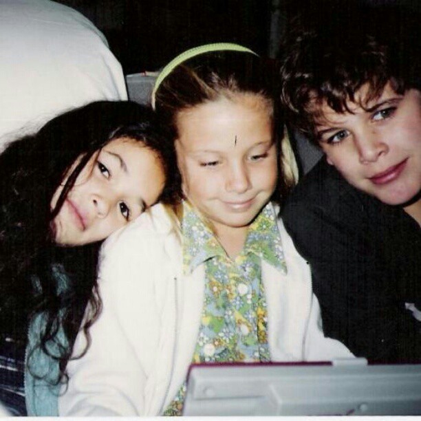 Michael's choice to live privately meant his children did not grow up as typical celebrity kids. That makes the later reveal of Scarlett's adult life even more intriguing. | Source: Instagram/scarloz