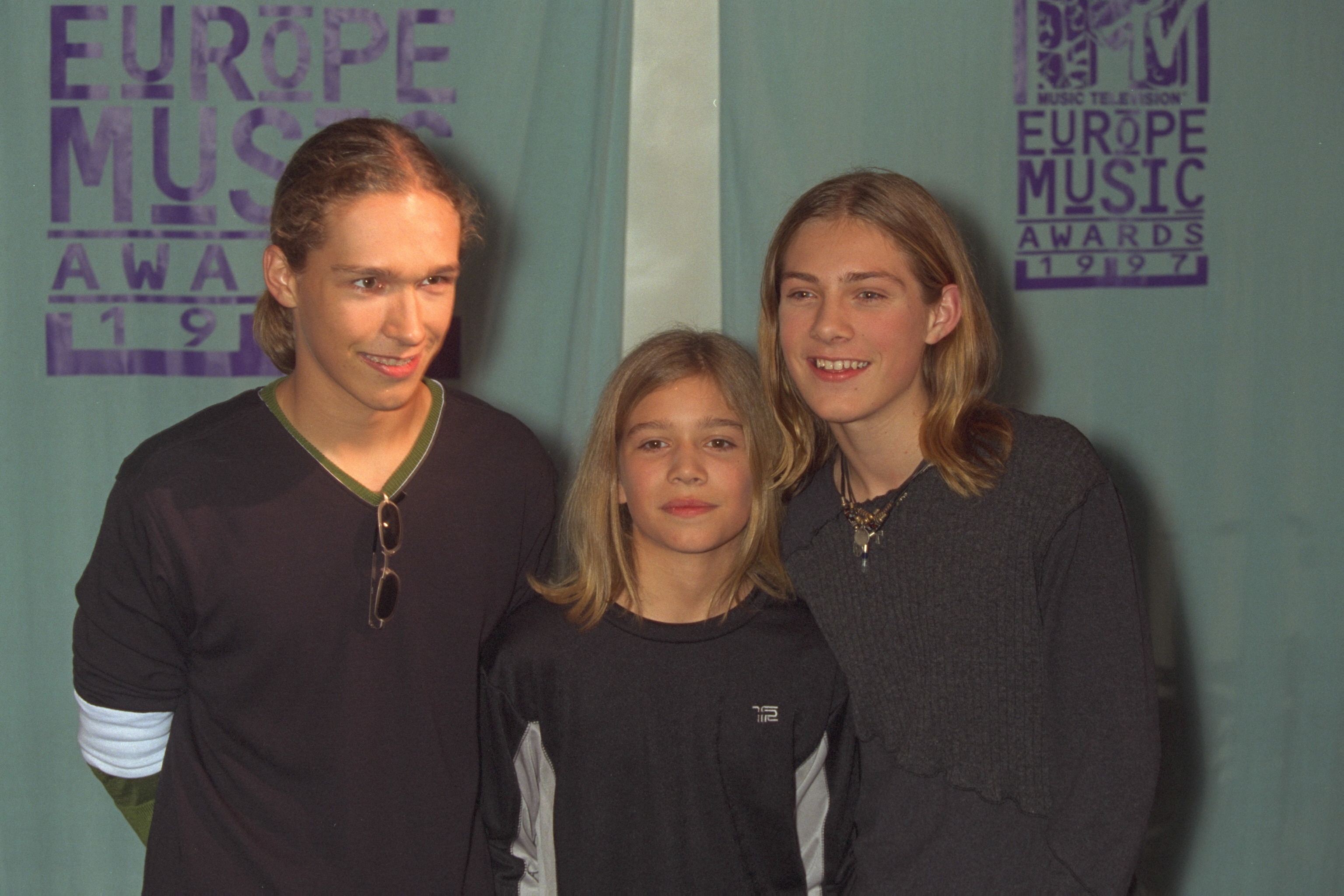 The band's image became inseparable from the era's teen-pop explosion, and Taylor was right at the center of it with brothers Isaac and Zac. Even after the commercial peak cooled, Hanson kept recording and performing rather than disappearing from music entirely. Photo taken in 1997. | Source: Getty Images