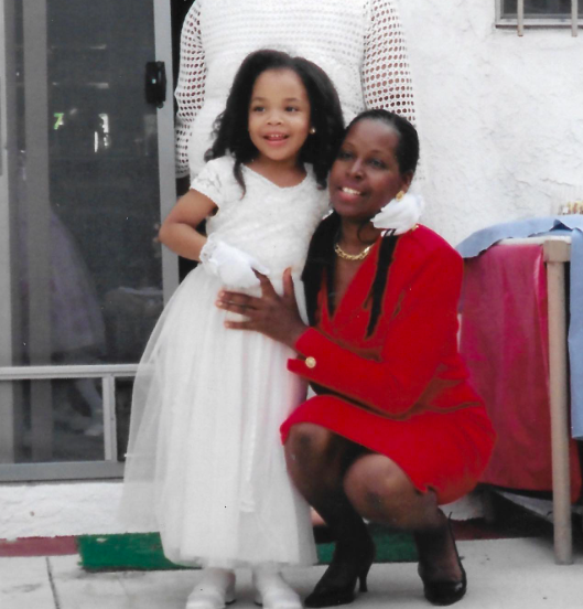 Ashley Jackson and Karin Standford in a candid nostalgic photo, posted on October 27, 2020. | Source: Instagram/ashleylavernejackson