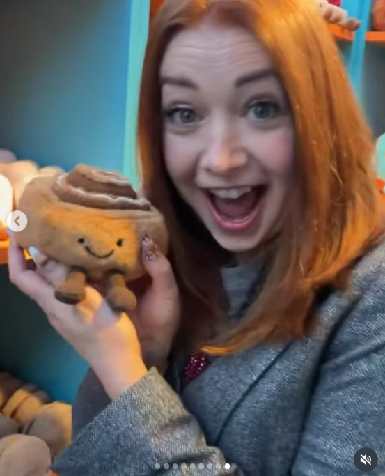 Alyson Hannigan holding a plush toy at the Jellycat Pop-up event, which she posted about on September 26, 2026. | Source: Instagram/alysonhannigan