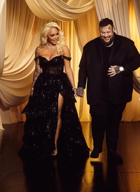 Jelly Roll and Bunnie XO pose together in a photo shared on Instagram in November 2024. Recent reports indicate the former couple have already begun dividing assets following their divorce filing. | Source: Instagram/xomgitsbunnie
