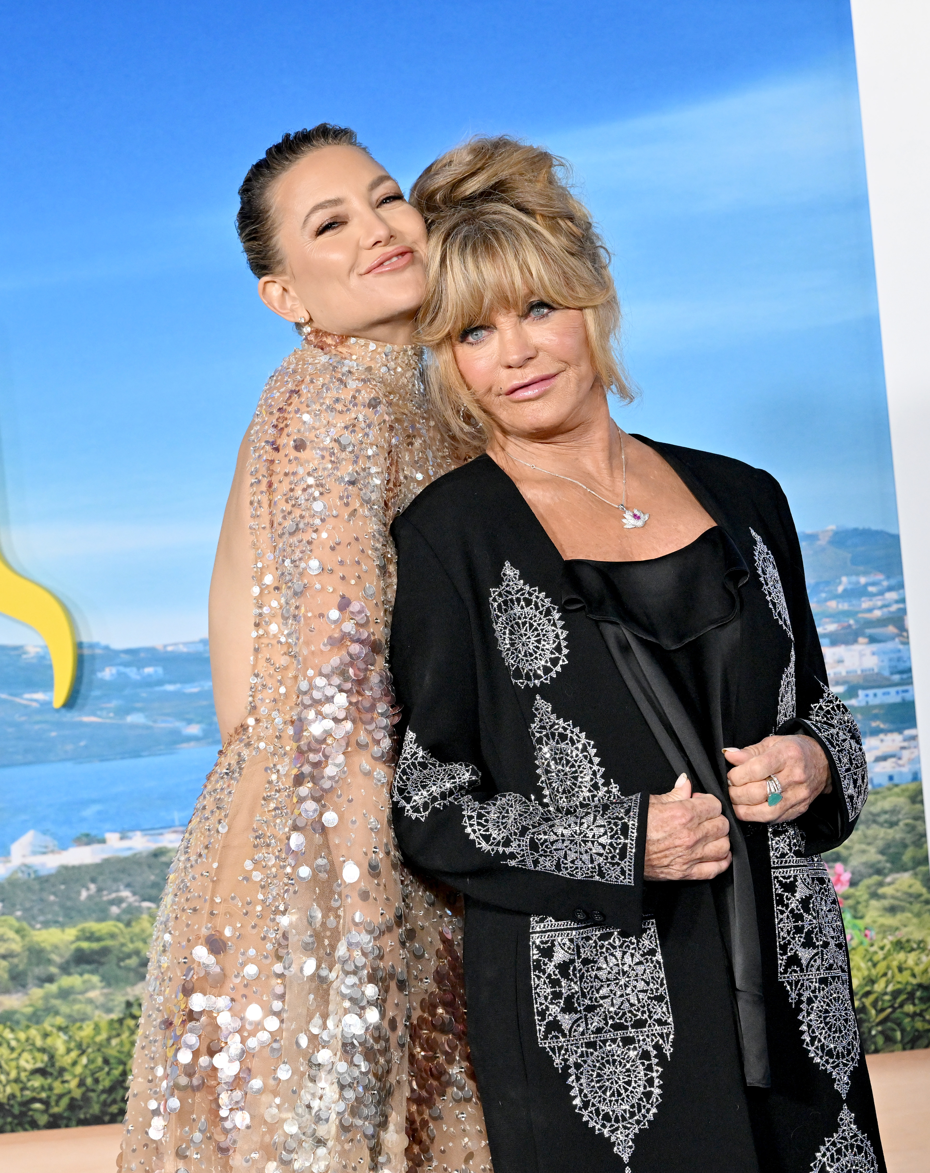 Goldie and Kurt Russell's eight grandchildren ranged in age from 2 to 22 when she discussed her family life in 2026. | Source: Getty Images.