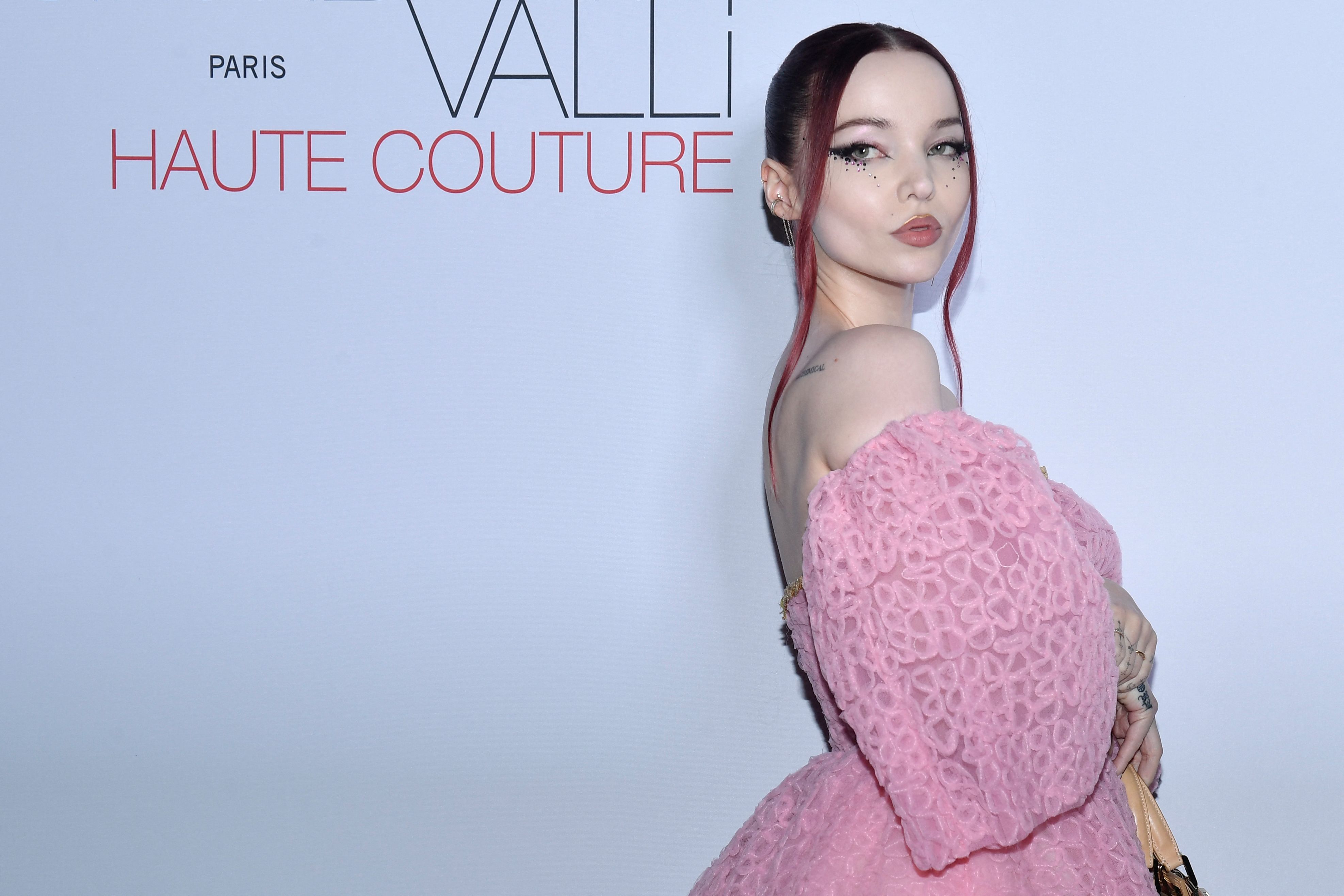 Dove Cameron during the Giambattista Valli photocall as part of the Haute-Couture Spring-Summer 2023 Fashion Week in Paris on January 23. | Source: Getty Images