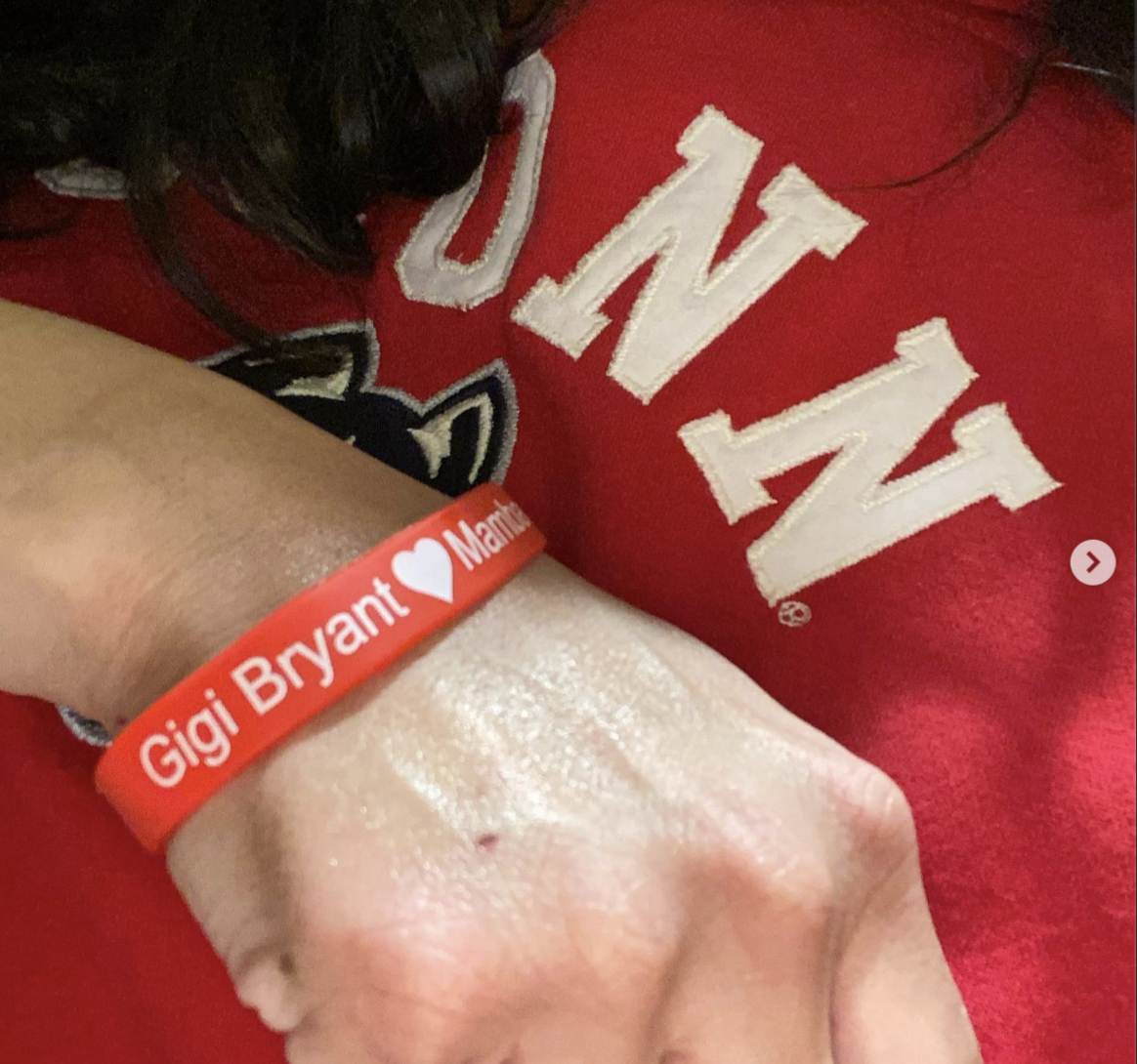 Gianna loved wearing red bows in her school photos, so Vanessa asked fans to wear red or perform an act of kindness on her birthday. She also planned to raise money for the Mamba & Mambacita Foundation through memorial bracelets. | Source: Instagram / @vanessabryant