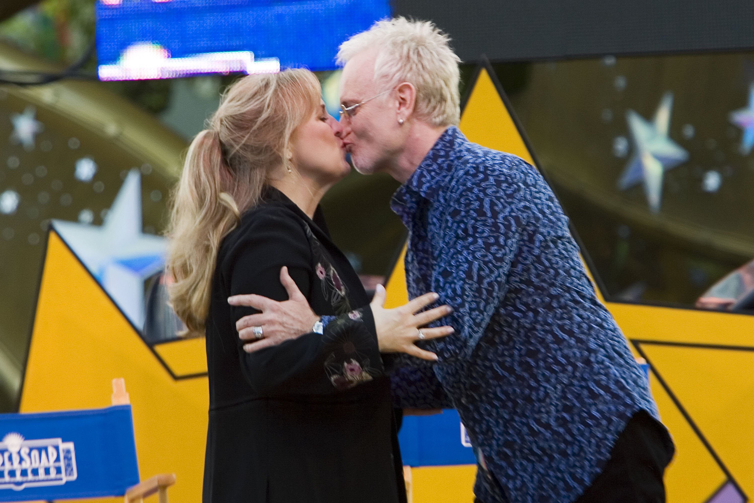 Genie Francis and Anthony Geary greet each other before a Q&A at Walt Disney World's MGM Studios on November 10, 2006, in Lake Buena Vista, Florida | Source: Getty Images
