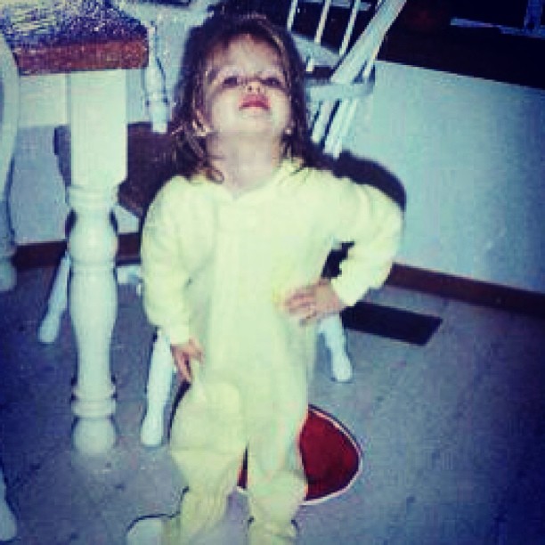 Long before Hollywood knew her name, Daveigh Chase was already performing with the confidence of a child who seemed born for the spotlight. Her early pageant success hinted at the public life that would soon follow. | Source: Instagram/daveighc