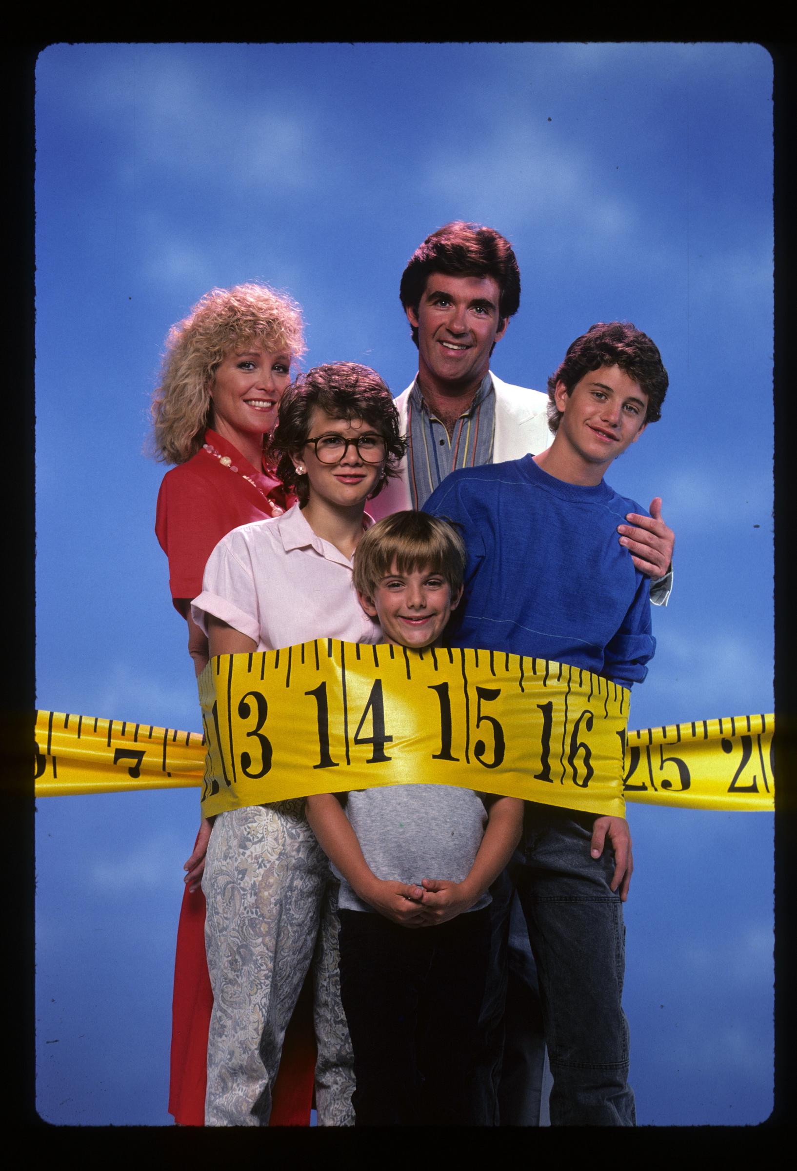 Kirk Cameron pictured with other members of the "Growing Pains" cast in 1985 | Source: Getty Images