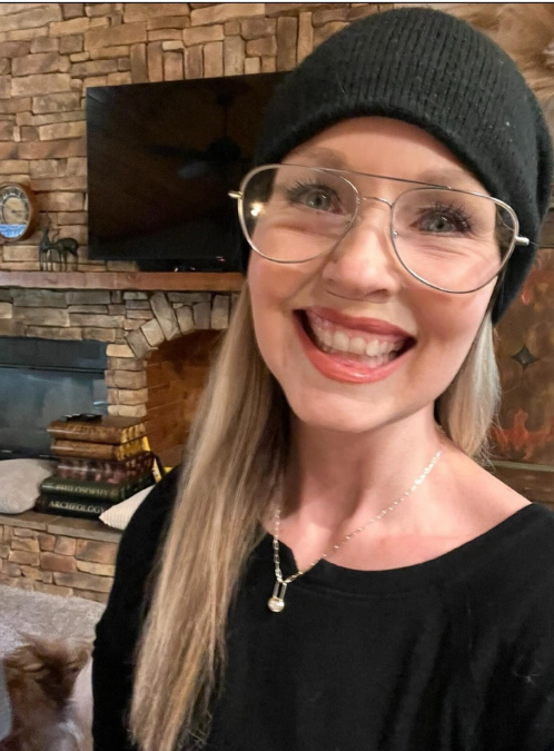 She has even worked in photography, although that's more of a creative outlet. This is a photo posted on December 21, 2025. | Source: Instagram/deborahlforeman