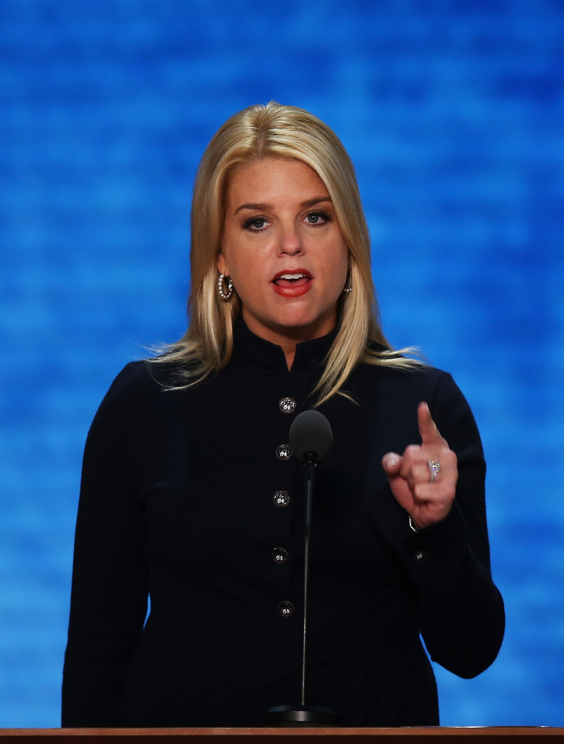 Then–Florida Attorney General Pam Bondi speaks during the Republican National Convention at the Tampa Bay Times Forum in Tampa on August 29, 2012 | Source: Getty Images