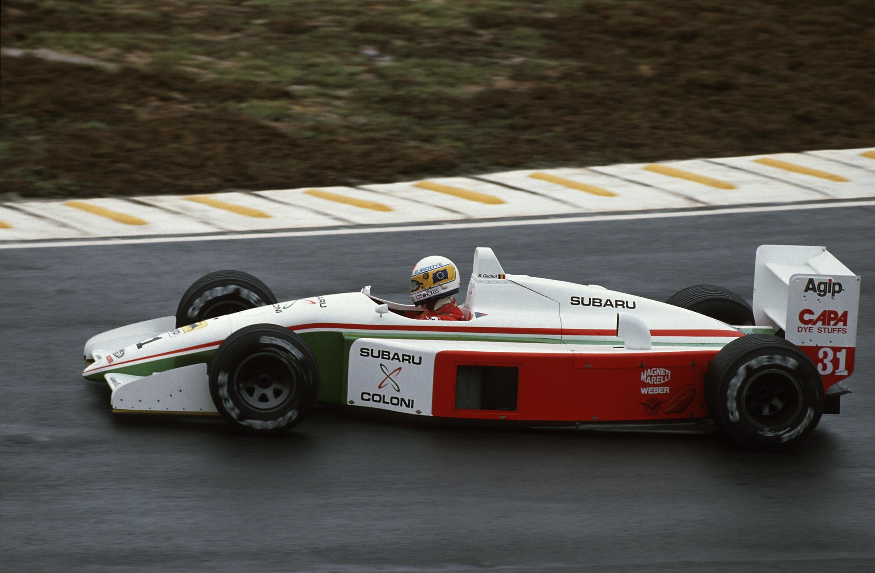 Bertrand Gachot during the Brazilian Grand Prix at Autódromo José Carlos Pace in São Paulo, Brazil, on March 25, 1990. | Source: Getty Images