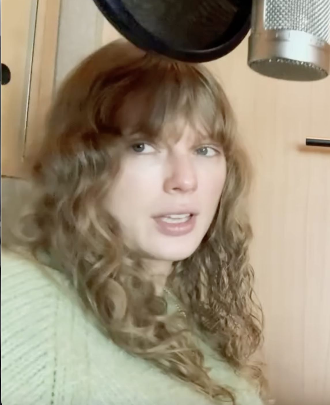 A makeup-free Taylor Swift during a recording session, posted on February 24, 2026. | Source: Instagram/taylorswift