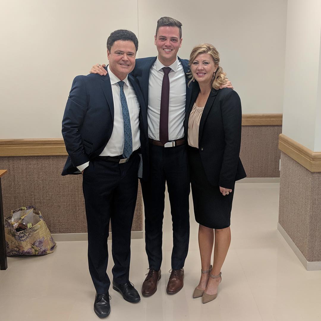 Joshua, born in February 1998, is the youngest of Donny and Debbie's five sons and spent two years serving as a missionary in Italy. In 2020, he married Summer during an intimate ceremony at his family's home after their original wedding plans were disrupted by the pandemic. | Source: Instagram/donnyosmond