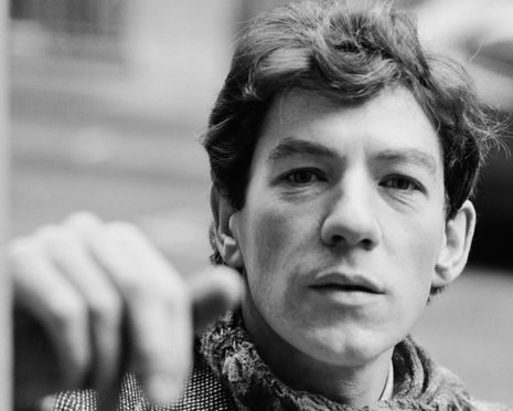 An archival black-and-white portrait evokes the early years of British theater. Patrick Stewart’s passion for Shakespeare began with encouragement from his schoolteacher Cecil Dormand, eventually leading him to the Royal Shakespeare Company and a life far removed from his difficult childhood. | Source: Getty Images