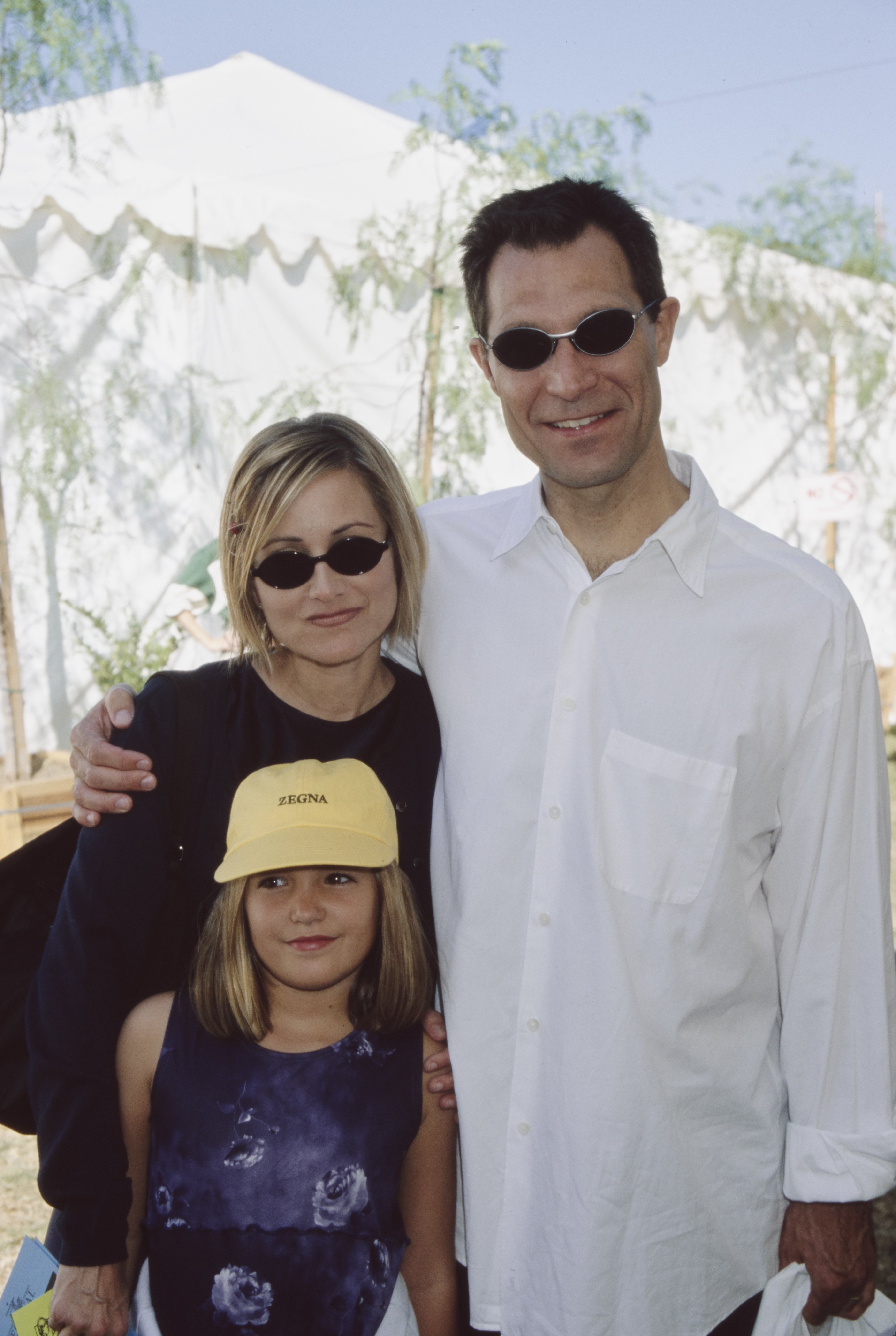 Actress Maureen McCormick with her husband,actor Michael Cummings and their daughter, Natalie Michelle, at the Will Rogers State Park in Pacific Palisades, California, on October 11 1998 | Source: Getty Images