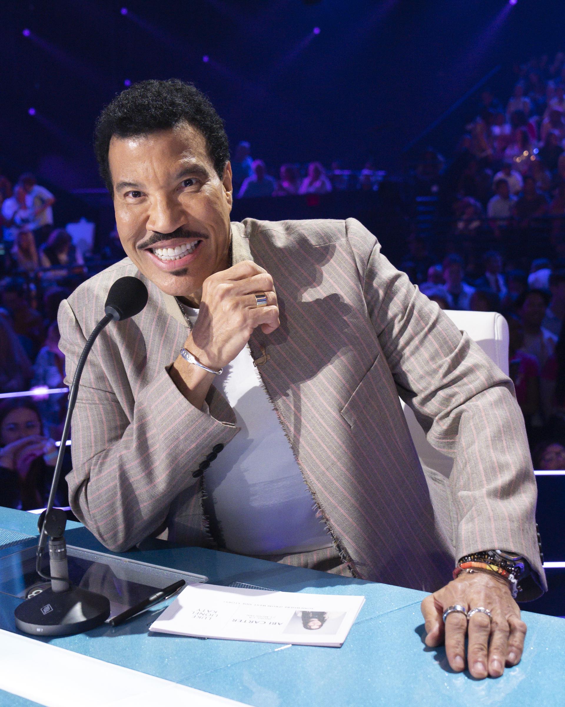 Lionel Richie on the set of "American Idol" Grand Finale | Source: Getty Images