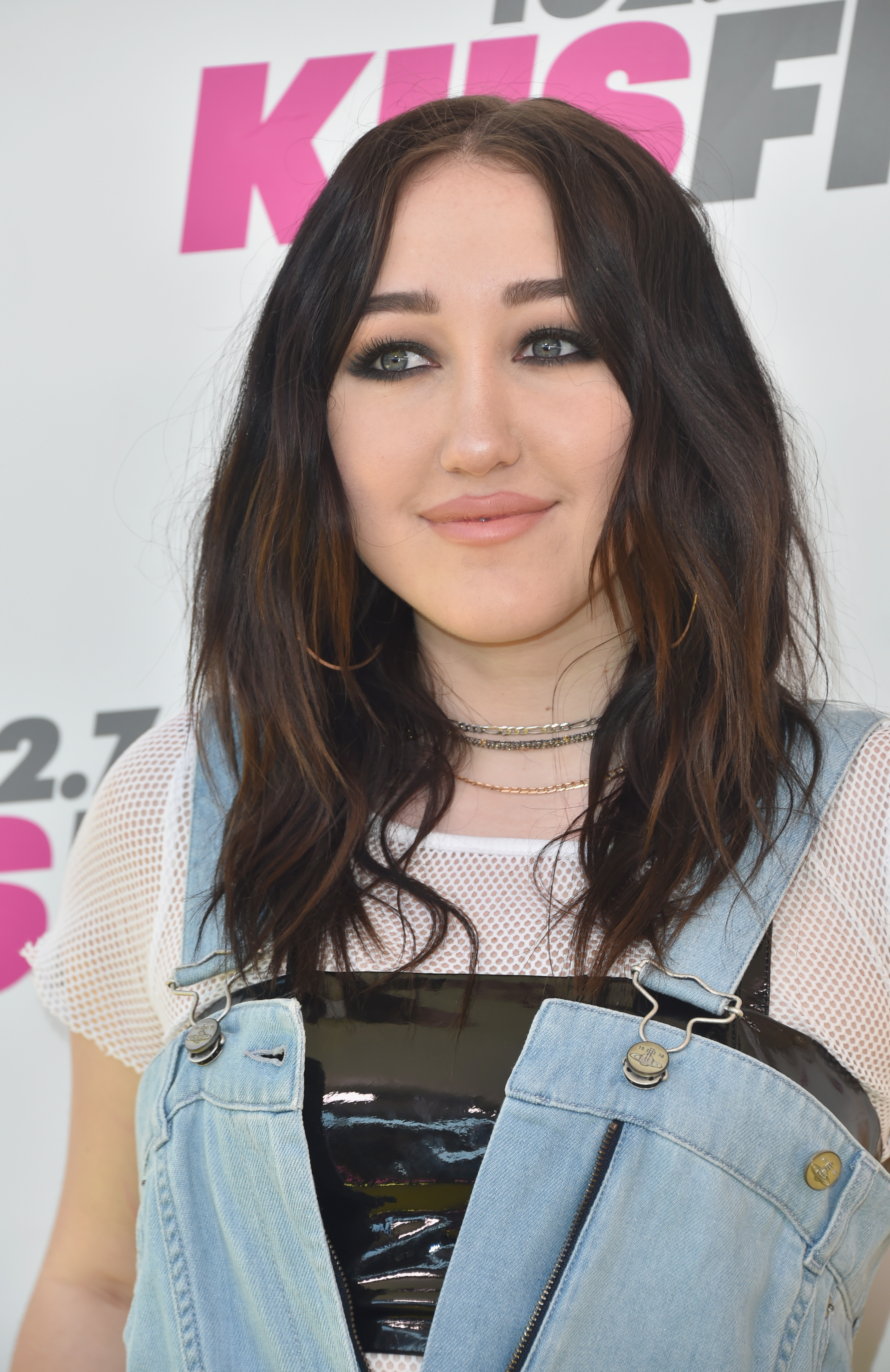 Noah Cyrus attends 102.7 KIIS FM’s Wango Tango in Carson, California on May 13, 2017. | Source: Getty Images