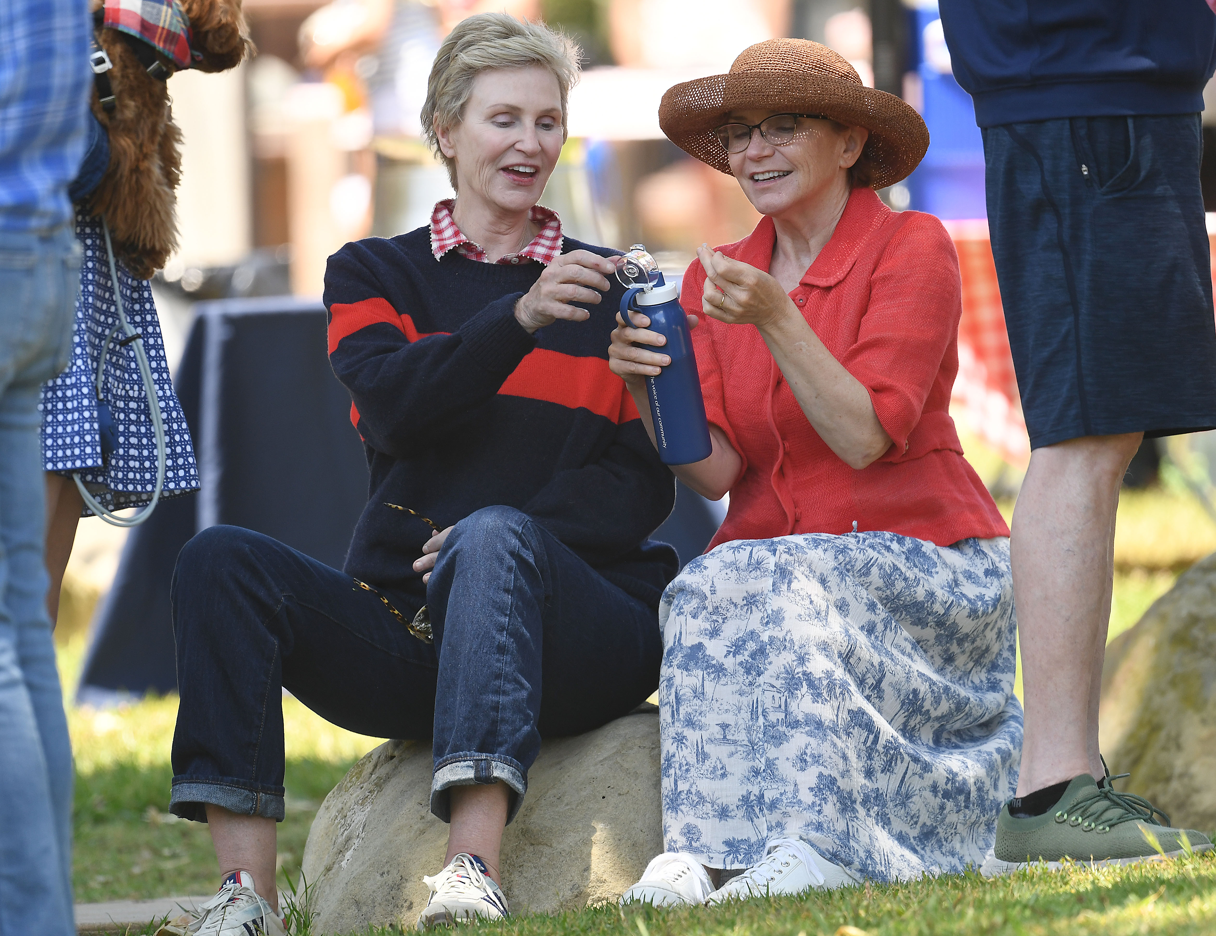 Jane Lynch and Jennifer Cheyne pictured on July 4, 2024, in Santa Barbara, California. | Source: Getty Images