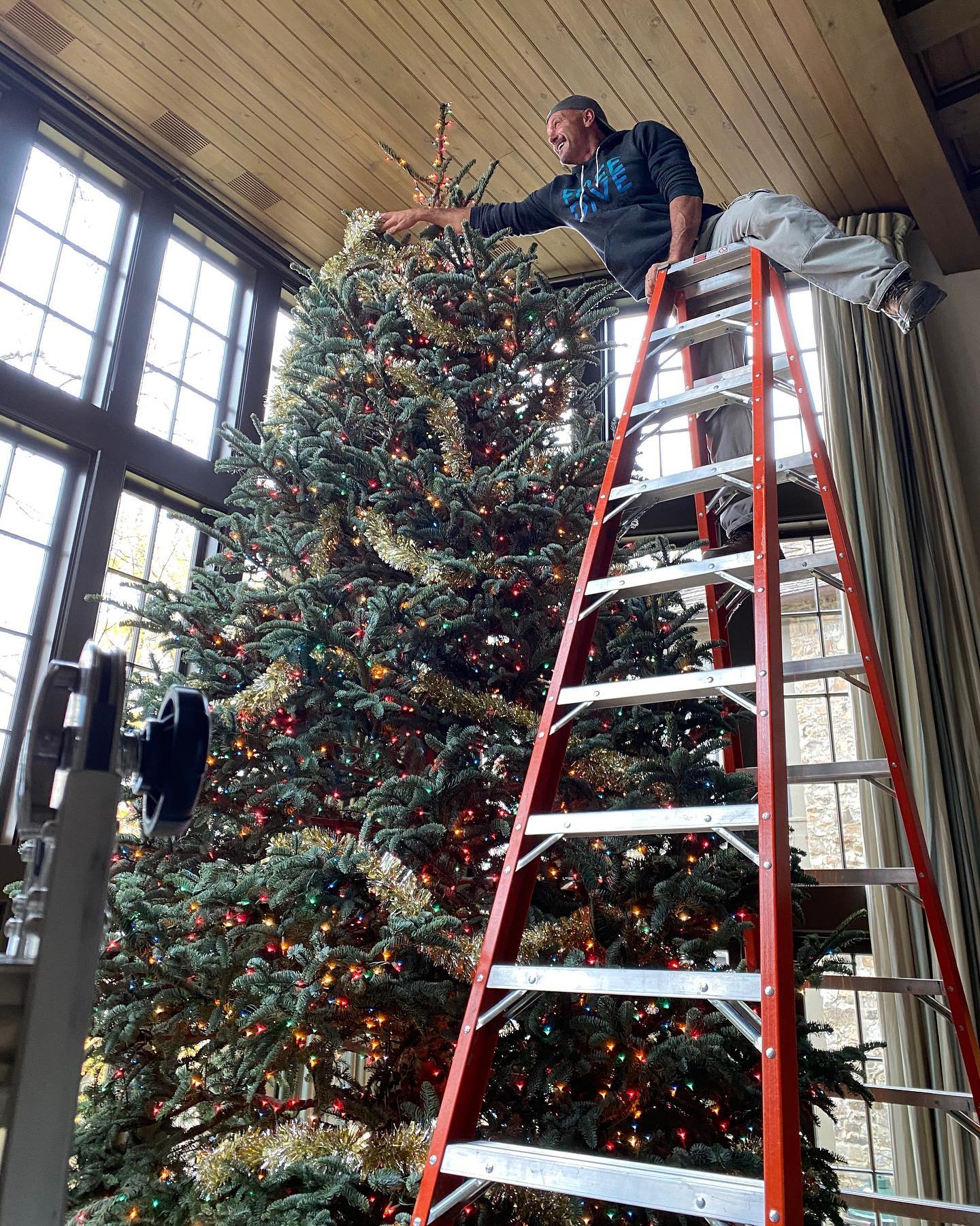 McGraw has shared multiple stages of the family's elaborate holiday decorating process. The photographs provide a behind-the-scenes contrast to the finished festive displays. | Source: Instagram/thetimmcgraw